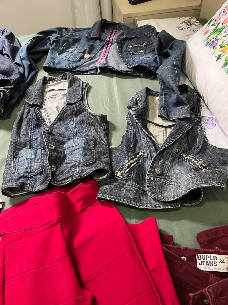 Lote Roupas semi-novas - Foto 4