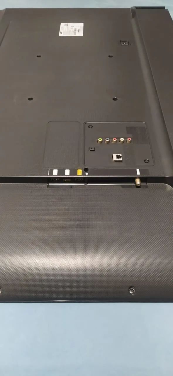 Tv Samsung Smart  48Polegadas, Aproveitar Peças! Tela Não esta  Quebrada!? - Foto 3