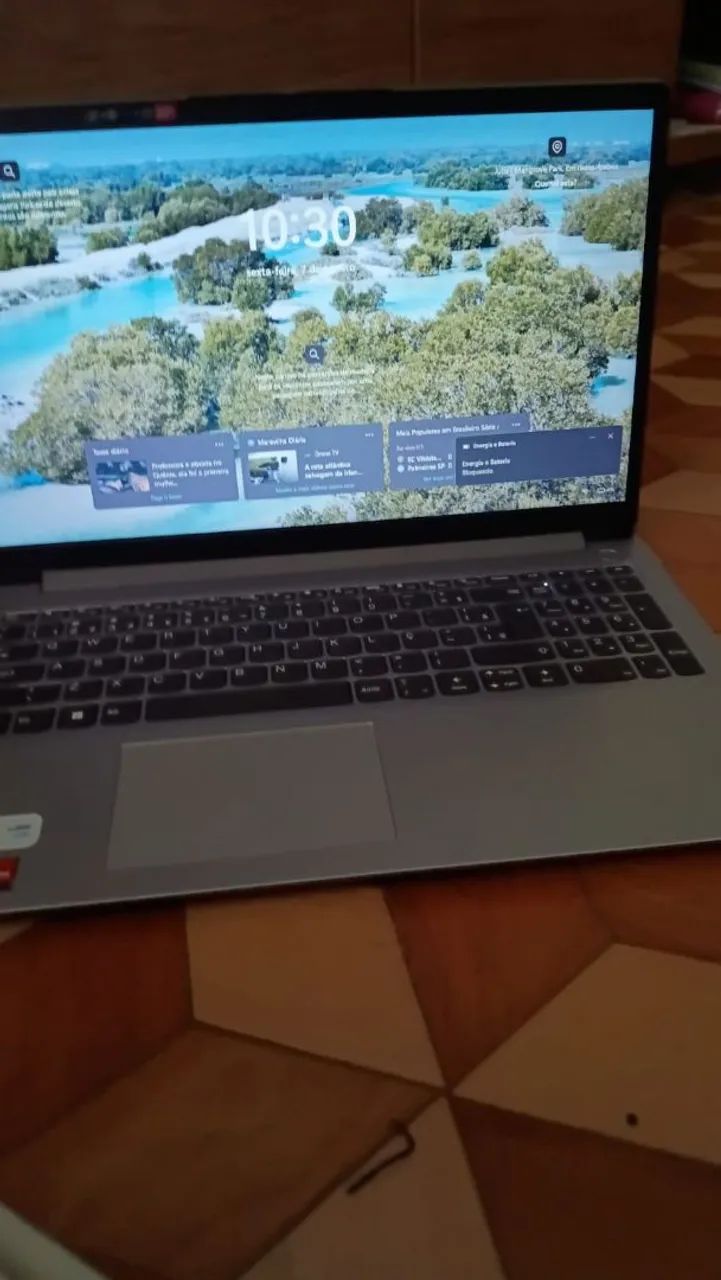 Notebook Lenovo idealpad 1 15AMN7
