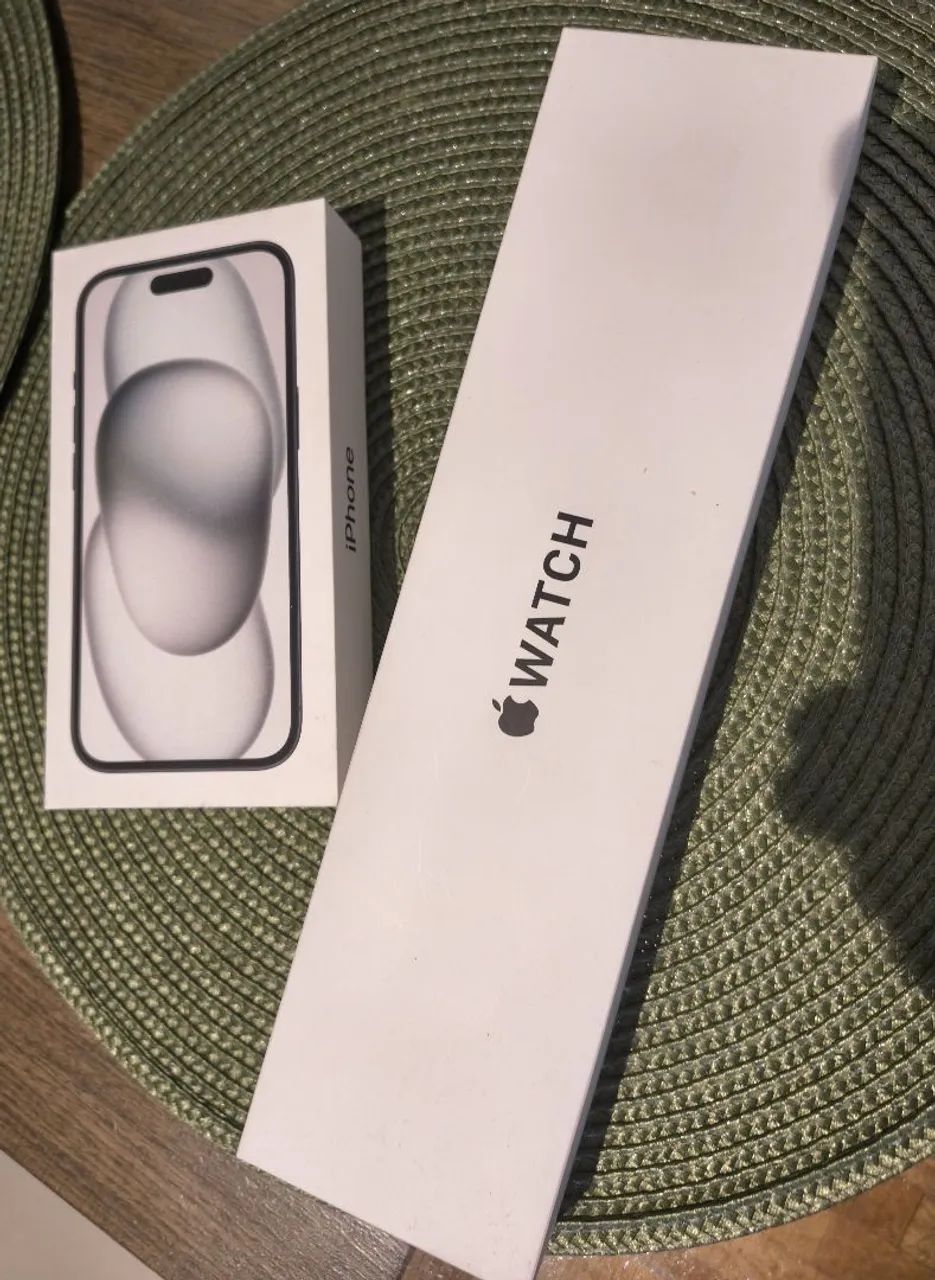 Iphone 15 256GB + Apple Watch