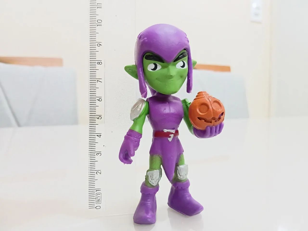 Boneco Duende verde articulado Hasbro 
