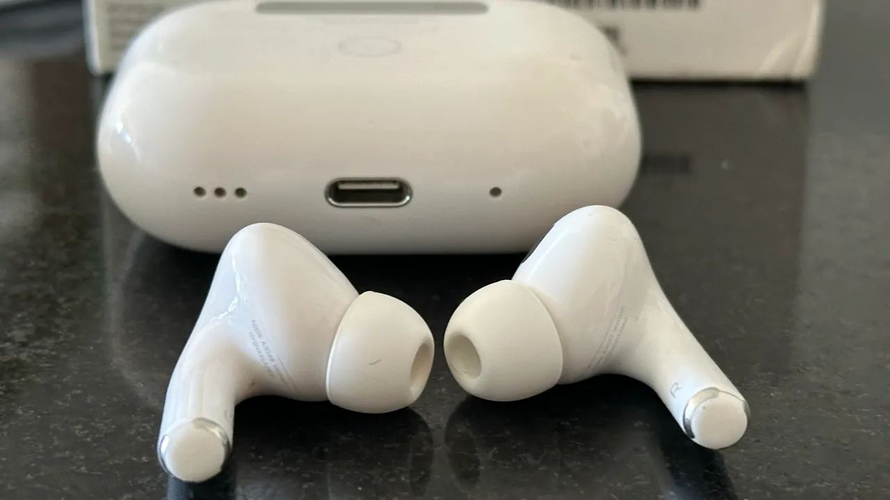 AirPods Pro 2 Geração USB-C - Fones de Ouvido - Norte (Águas