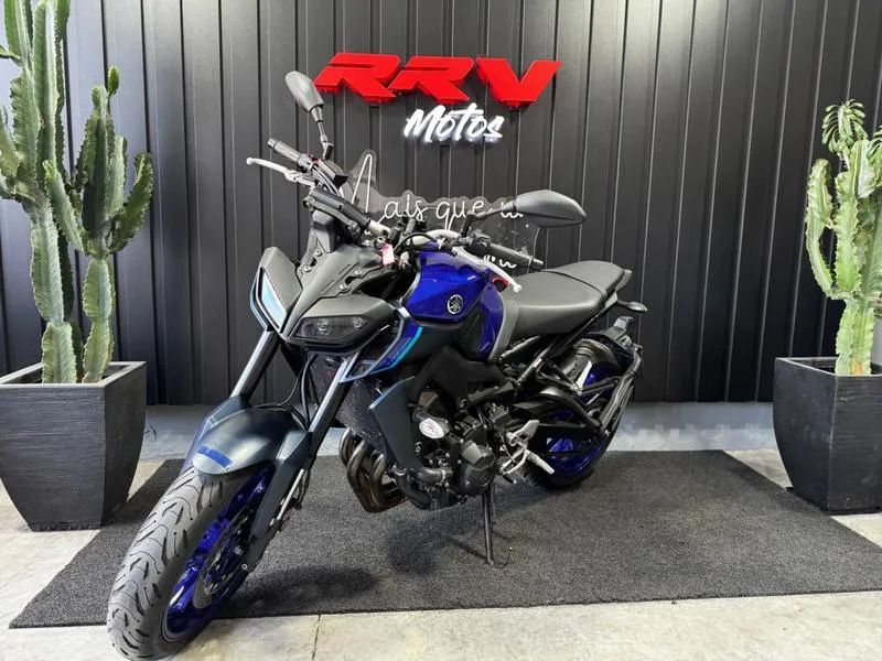 YAMAHA MT09 ABS 2024 - Foto 4
