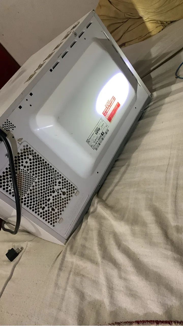 Microondas Electrolux 110