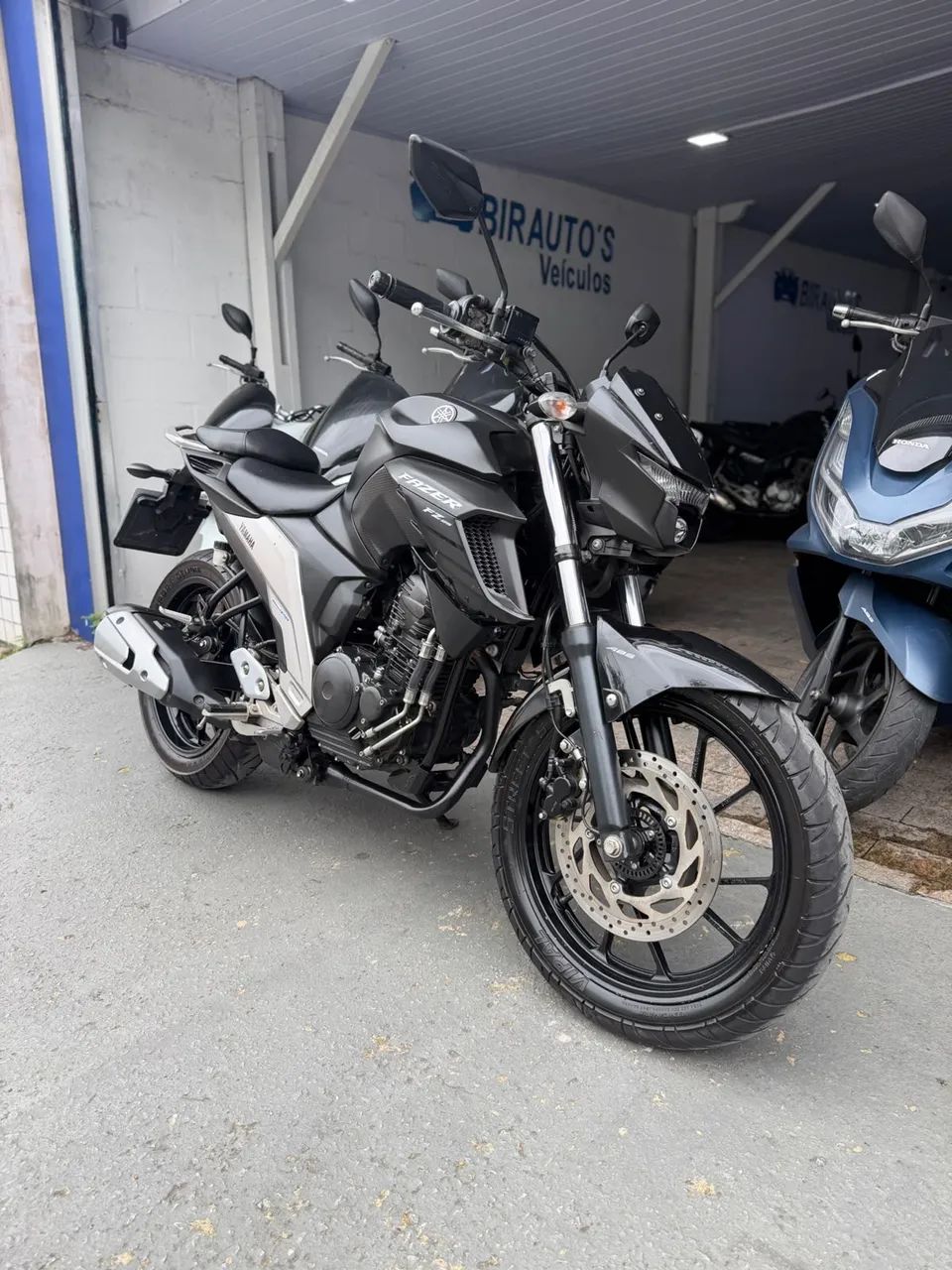 FAZER 250 2023