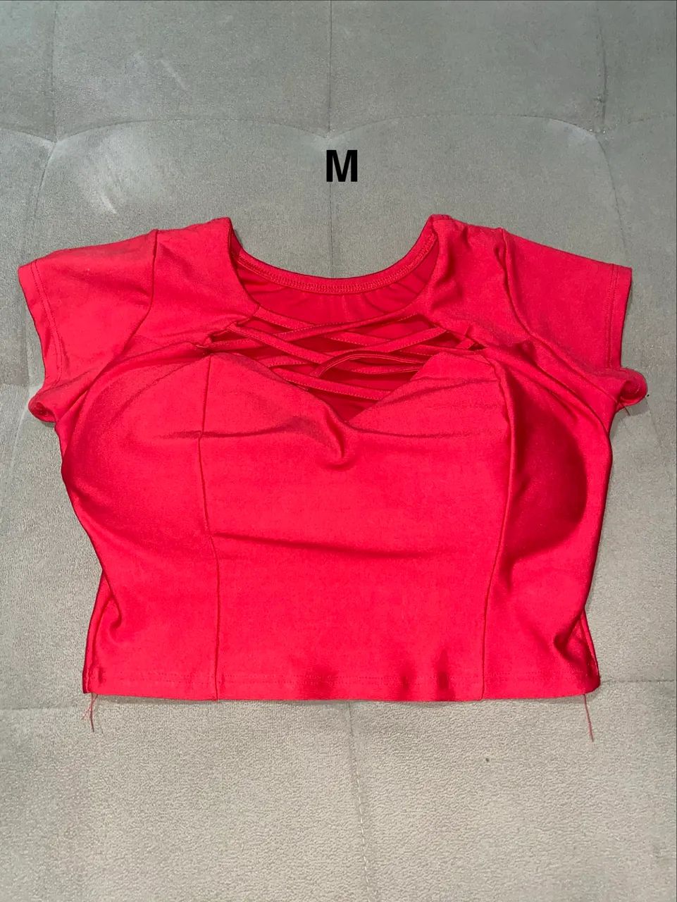 Cropped vermelho (Tamanho M)