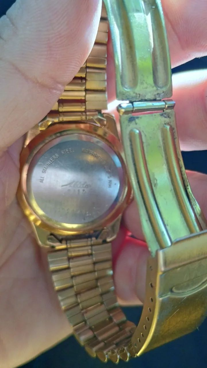 Vendo relógio Mido Quartz 50 Meters original  - Foto 2