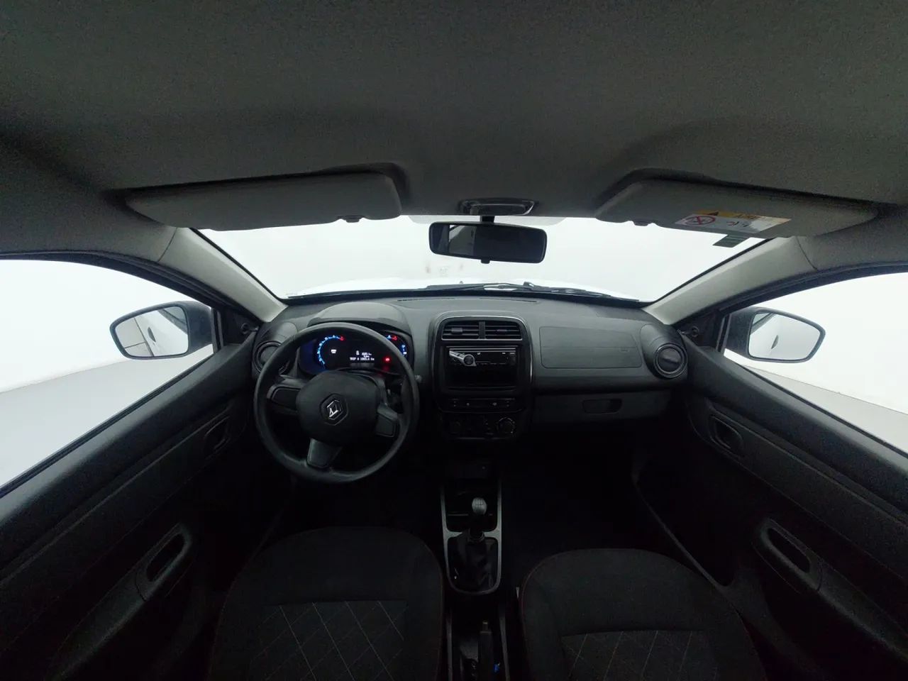 Renault Kwid 1.0 Zen, foto 15 de 18