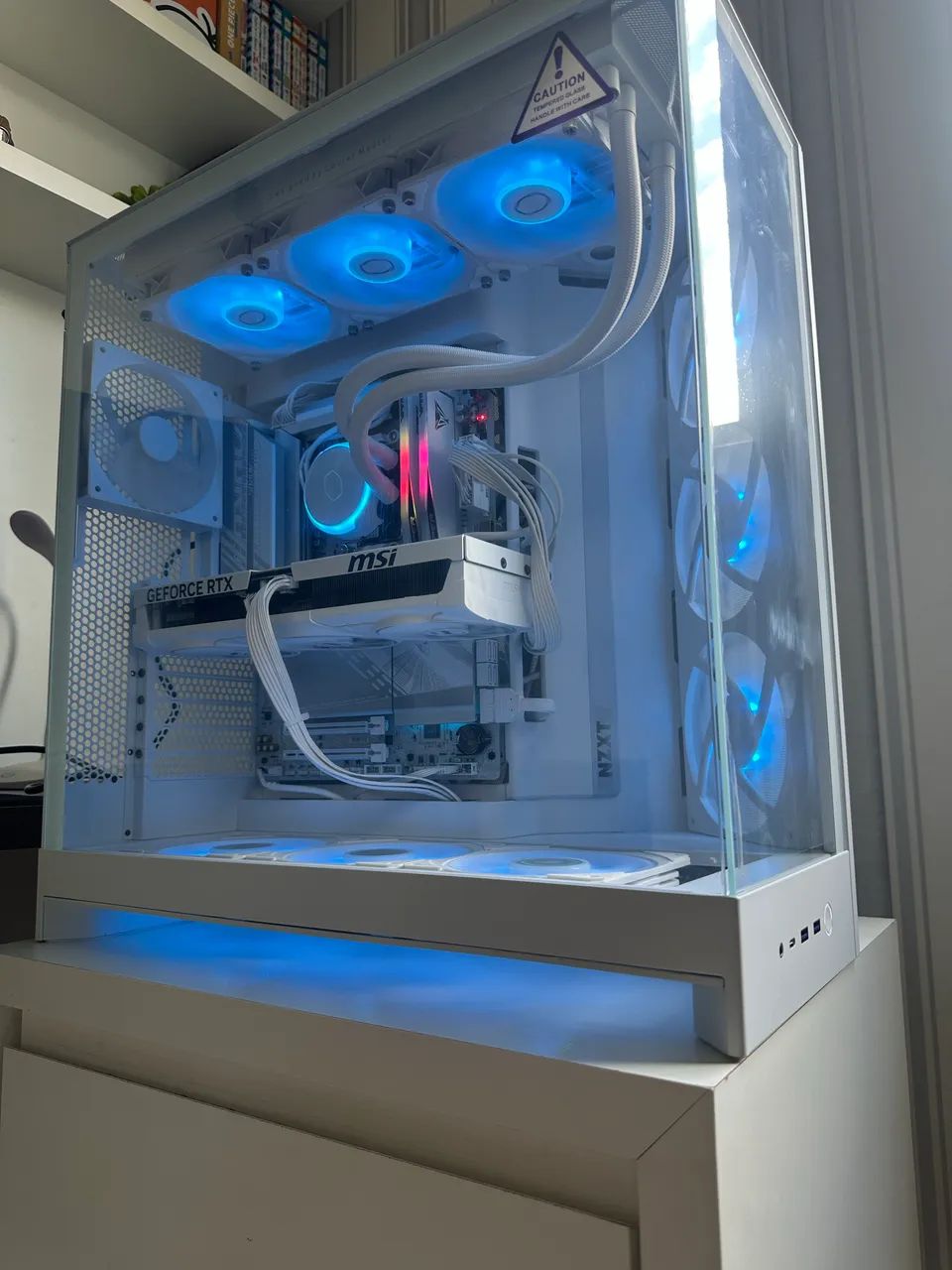 PC GAMER BRANCO, AMD RYZEN 7 9800X3D, RTX 5080, 32GB DDR5