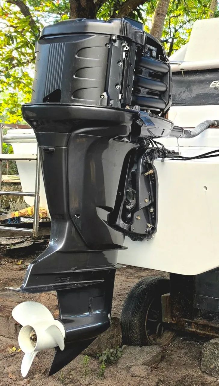 Motor de Popa Yamaha 250 HP 4 Tempos - Revisado e Pronto para Uso - Foto 6