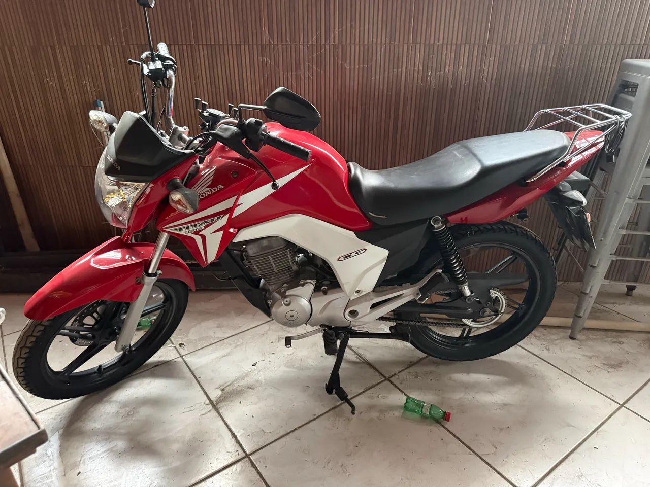 Titan 150 completa