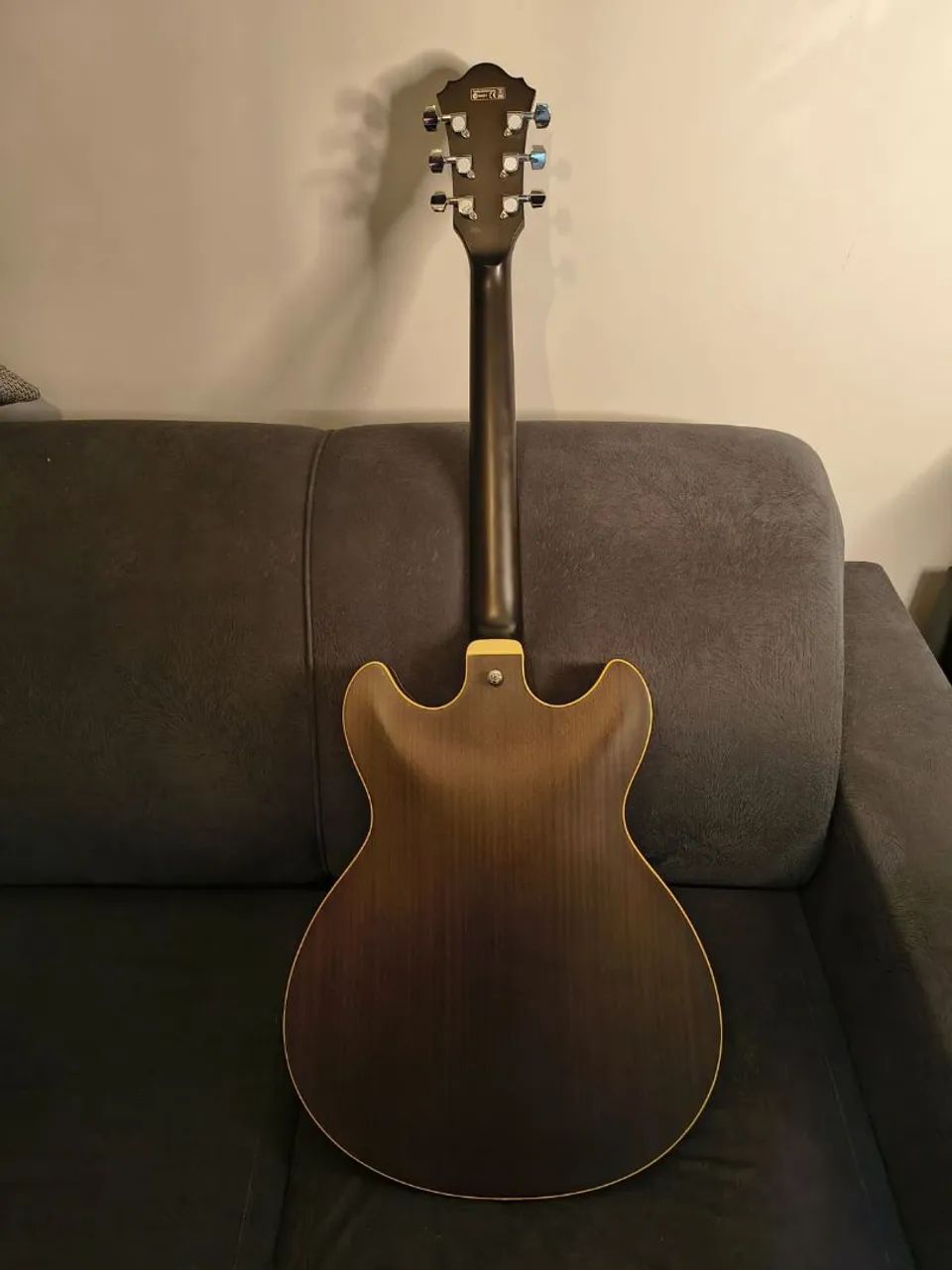 Guitarra Ibanez semiacústica  - Foto 4