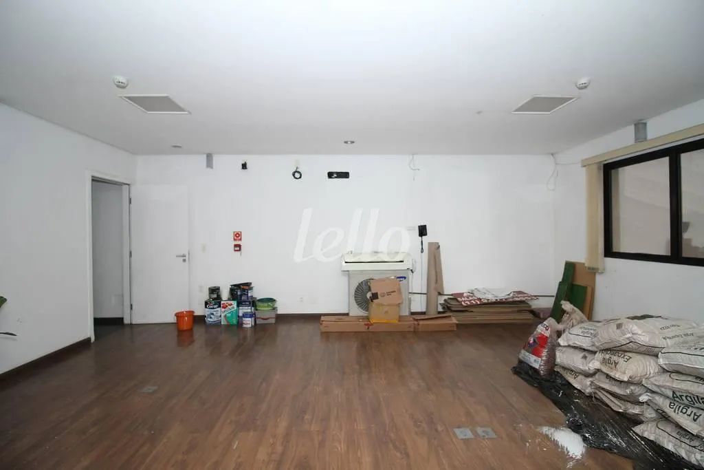 Comercial para alugar no(a) Sé - Foto 2