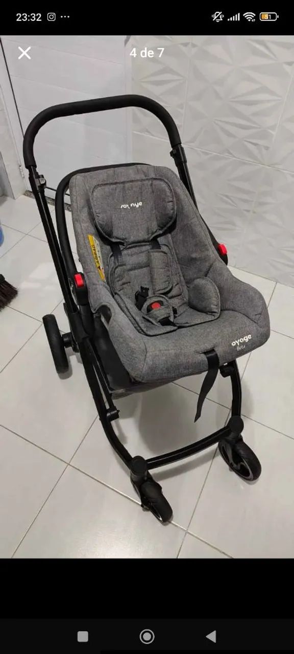 Carrinho de bebê com bebê conforto  - Foto 4