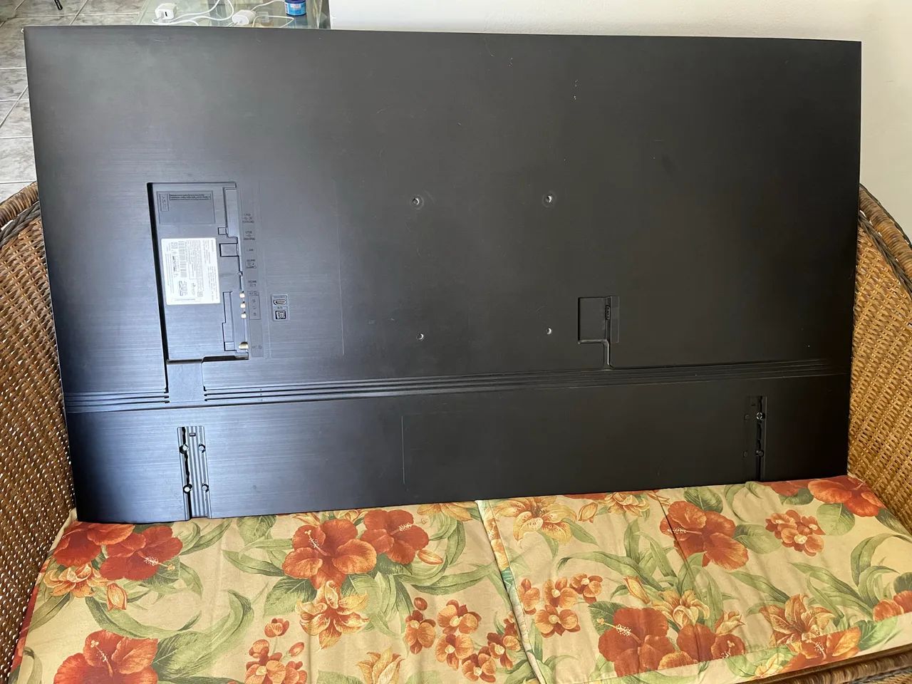 Tv 55 , quebrada pra retirada de peças  - Foto 2