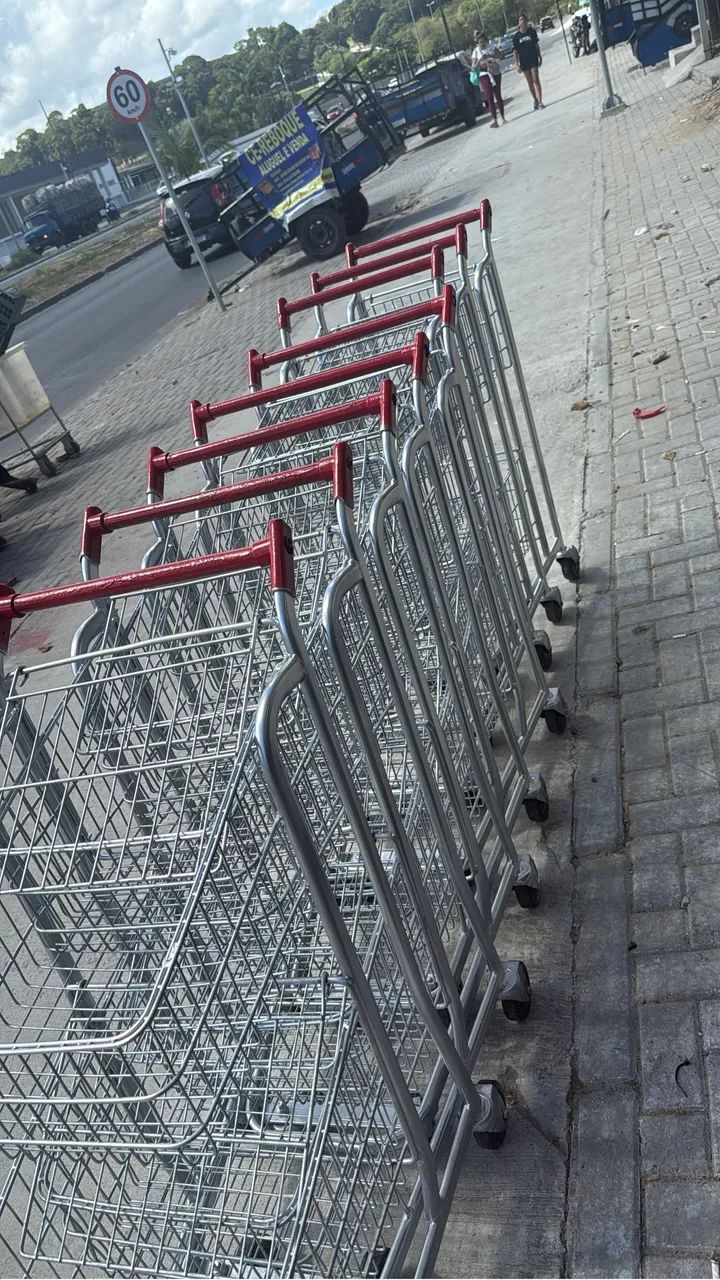 Carrinhos de supermercados  - Foto 4