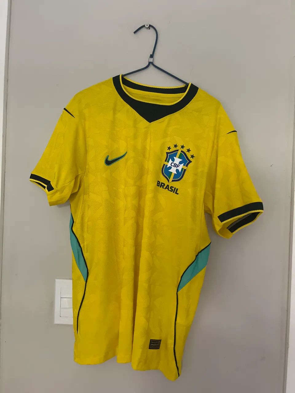 CAMISA BRASIL 2026 - NIKE AMARELA