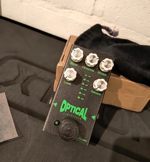 Pedal Kappa Electronics Optical Compressor (sem sinal / no estado)