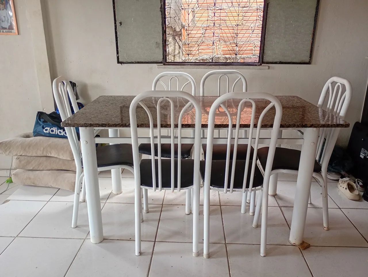 Sala de jantar 6 cadeiras 