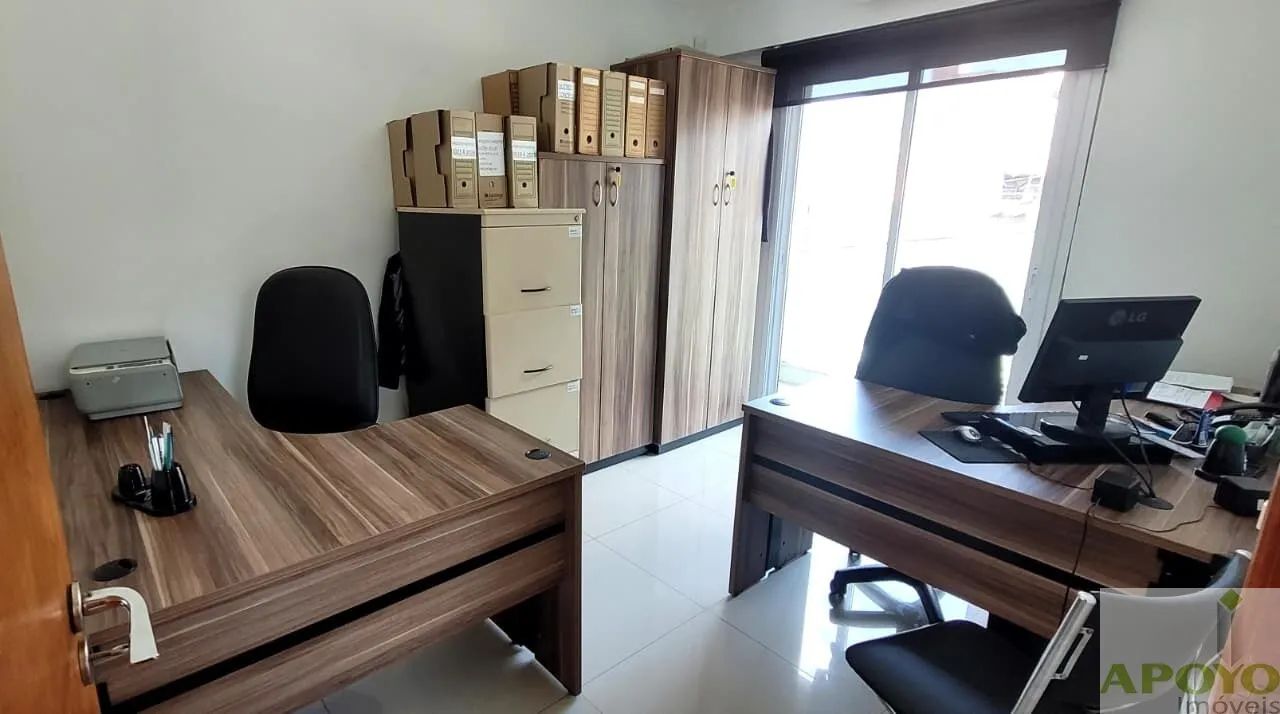 Imóvel Comercial de Esquina: Oportunidade Única de Negócio! - Foto 4