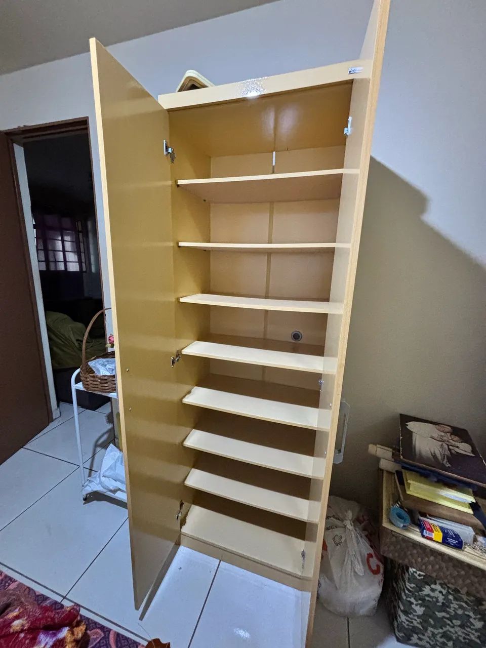Vendo sapateira multiuso 