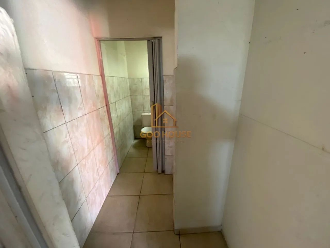 Locação de Comercial / Box na cidade de Jacareí - Foto 3