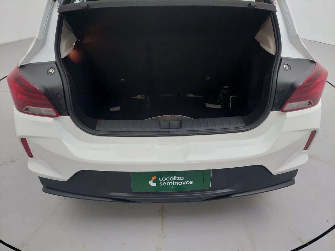 Chevrolet Onix Hatch 1.0 12V Flex Mec. 4P, foto 9 de 18