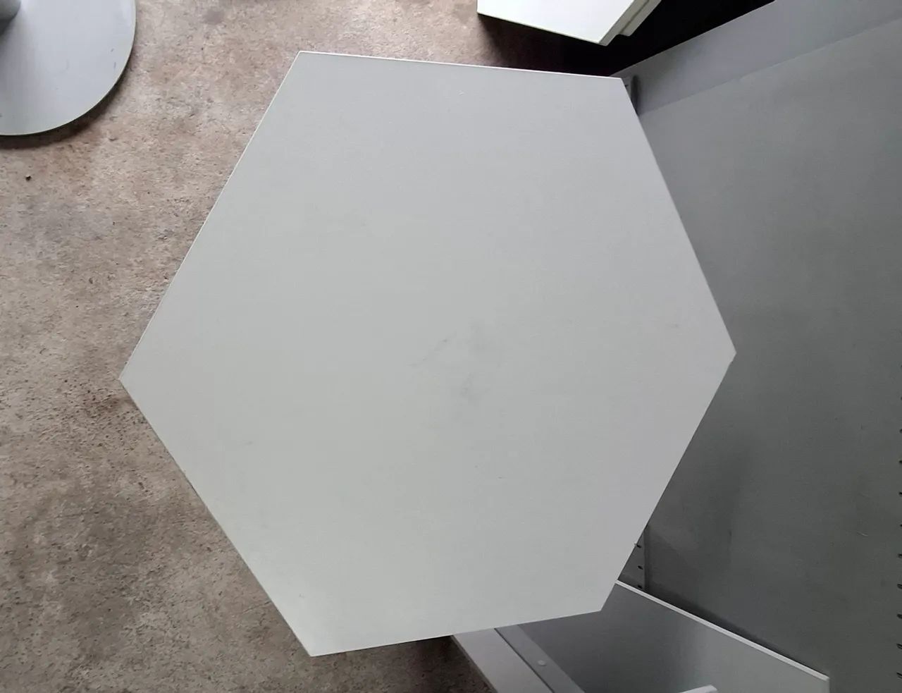 Mesa Hexagonal Multiuso Diâmetro 87cm Top  - Foto 2