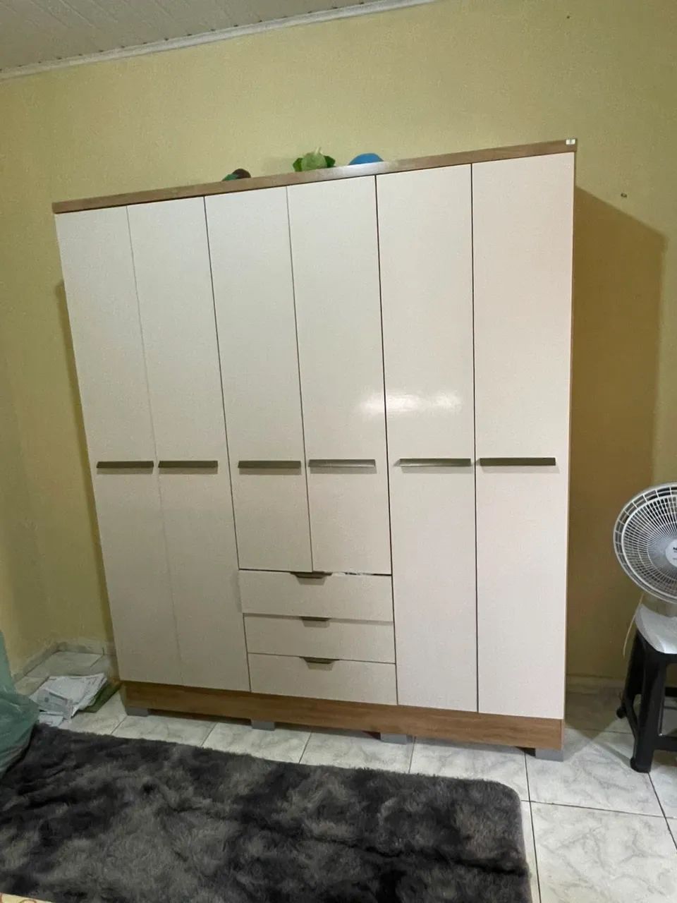 Guarda roupa de casal 