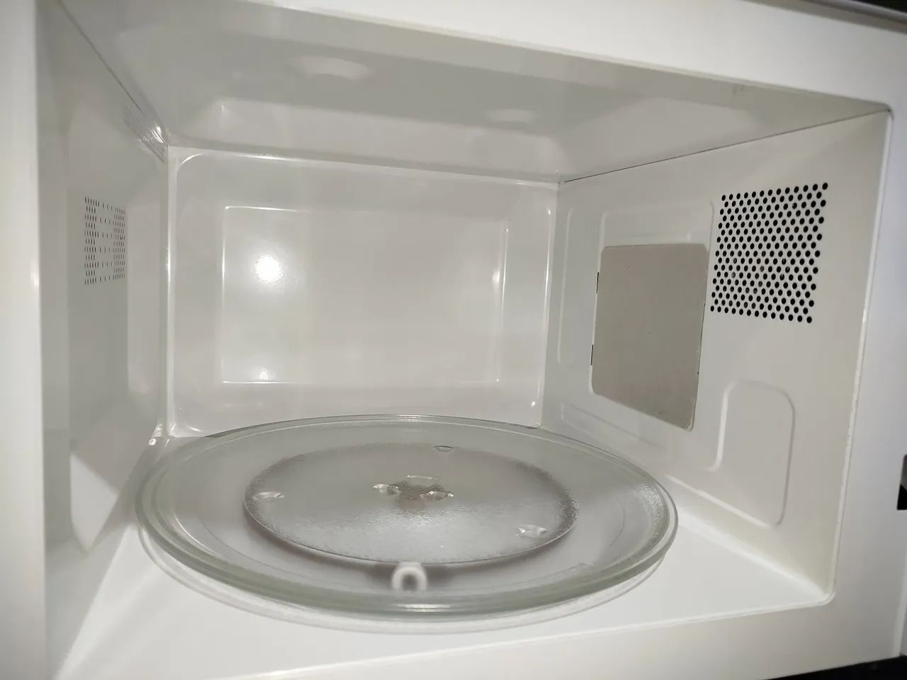 Microondas Panasonic 20L 127v IMPECÁVEL, funcionando 100%, bem conservado, sem observações - Foto 5