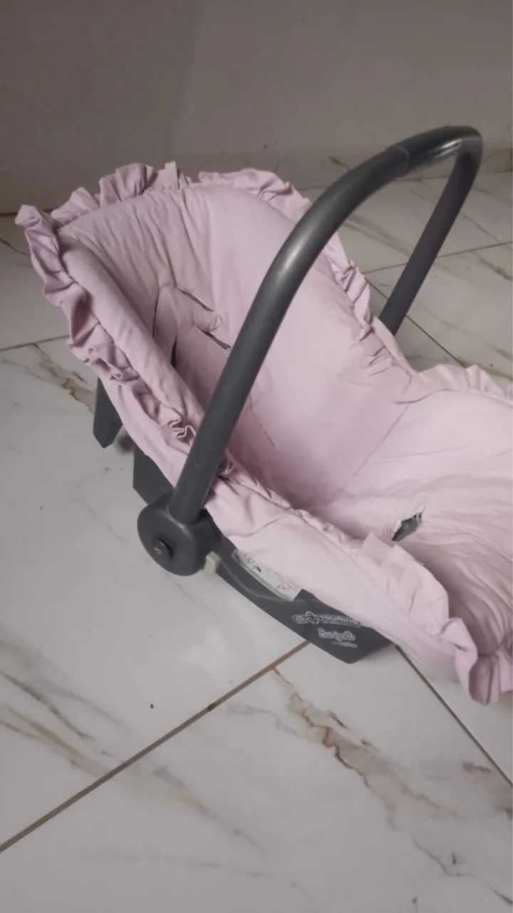 Vendo bebê conforto 
