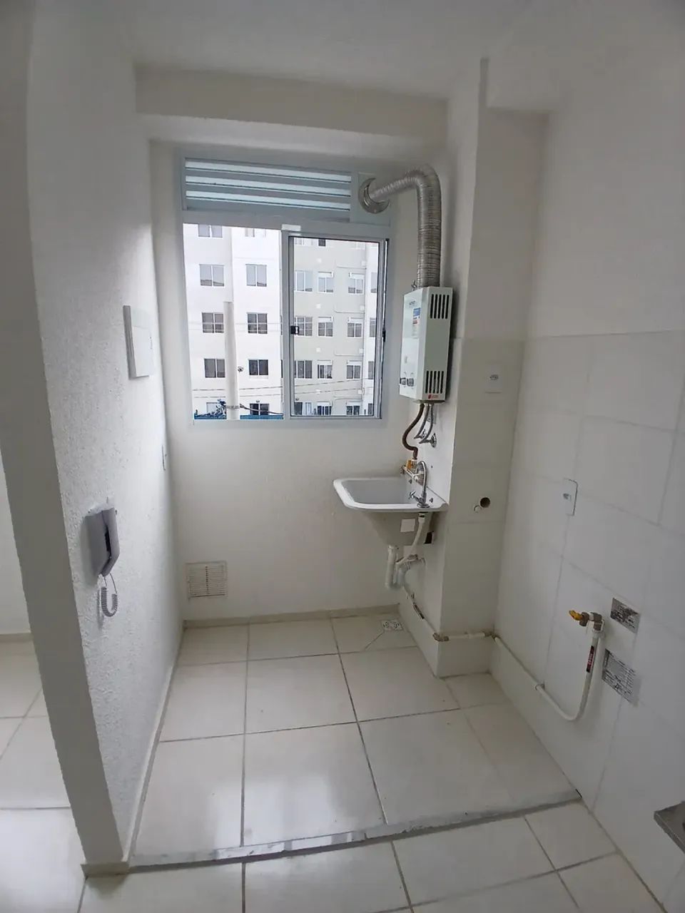 ALUGO I APARTAMENTO 2 QUARTOS