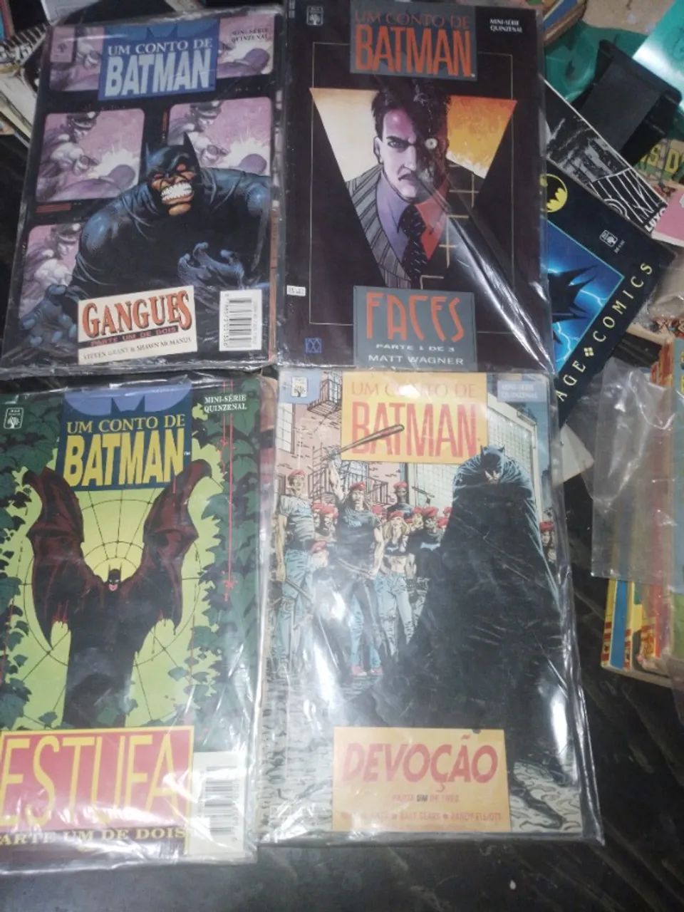 Lote de 4 minissérie completas do Batman