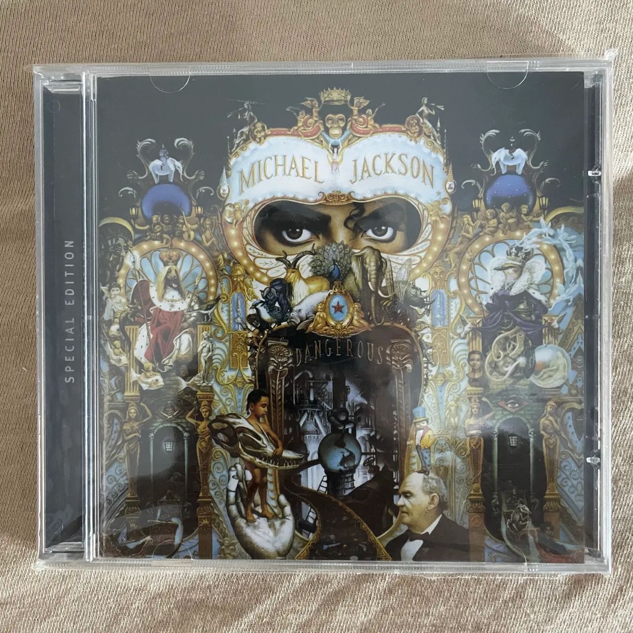 Lote CD?s Michael Jackson (Off The Wall, Thriller, Bad e Dangerous