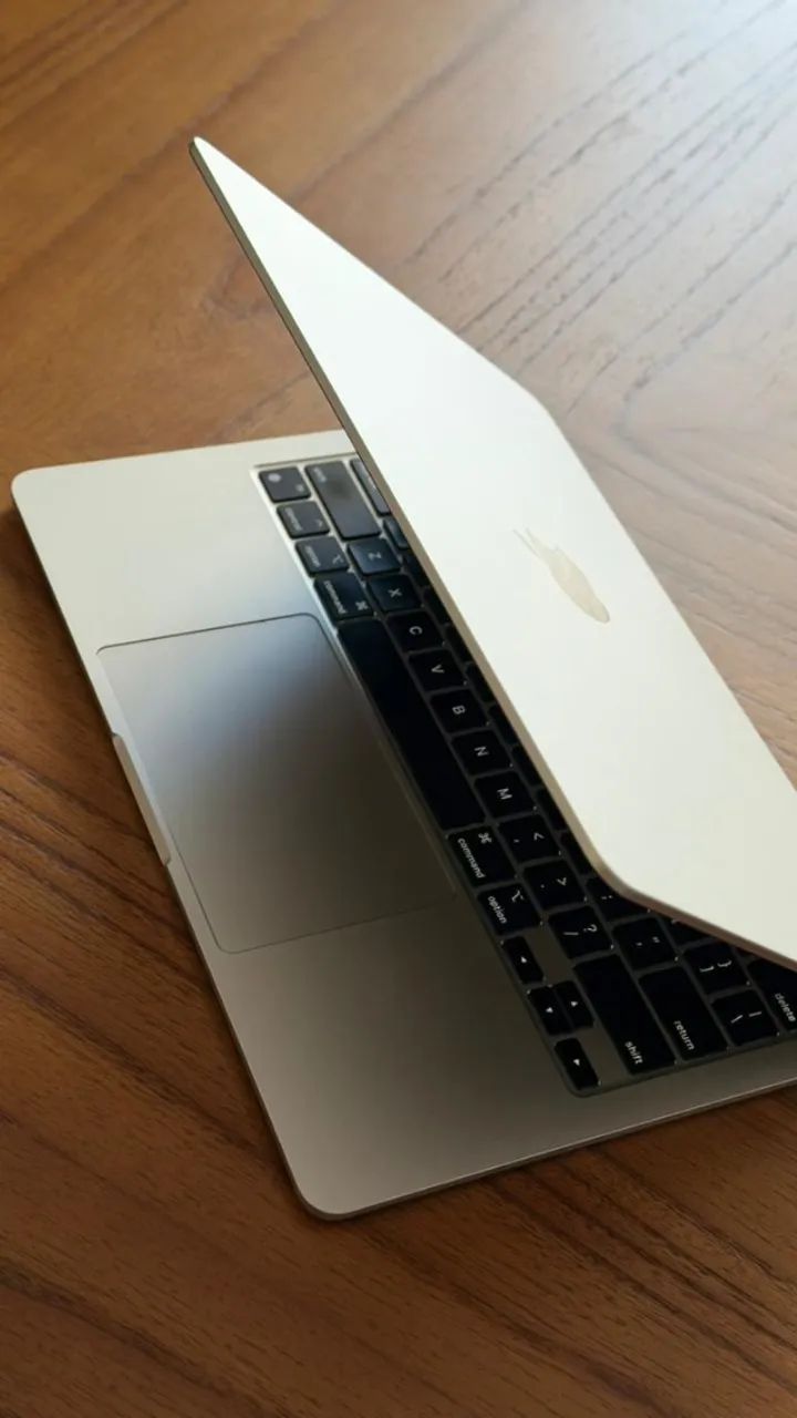 MACBOOK M2 13" / 16GB RAM / 256GB - Foto 4
