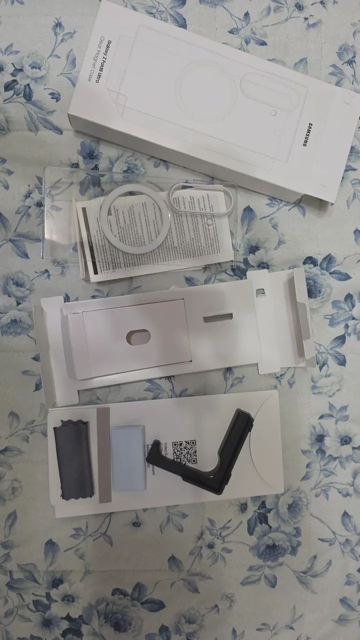 Capa Samsung Galaxy Z Fold8 Ultra Clear Magnet Case - Foto 3