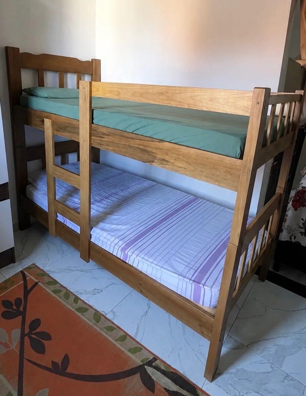Cama Beliche cem os colchões 