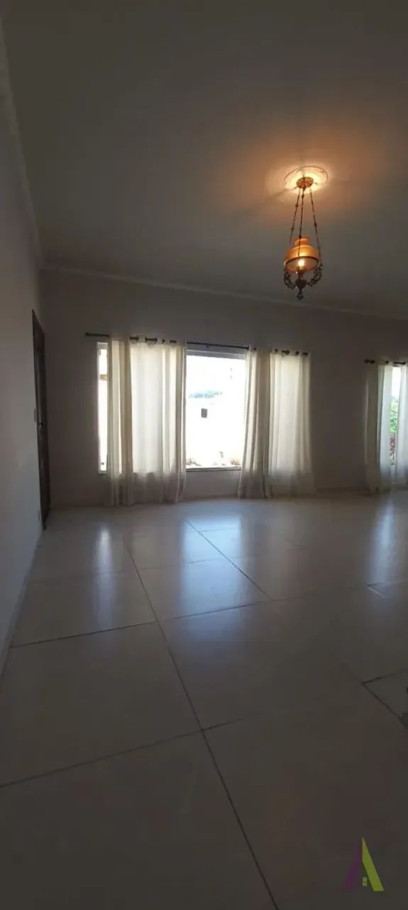 Casa Térrea no Centro de São Roque! - Foto 3