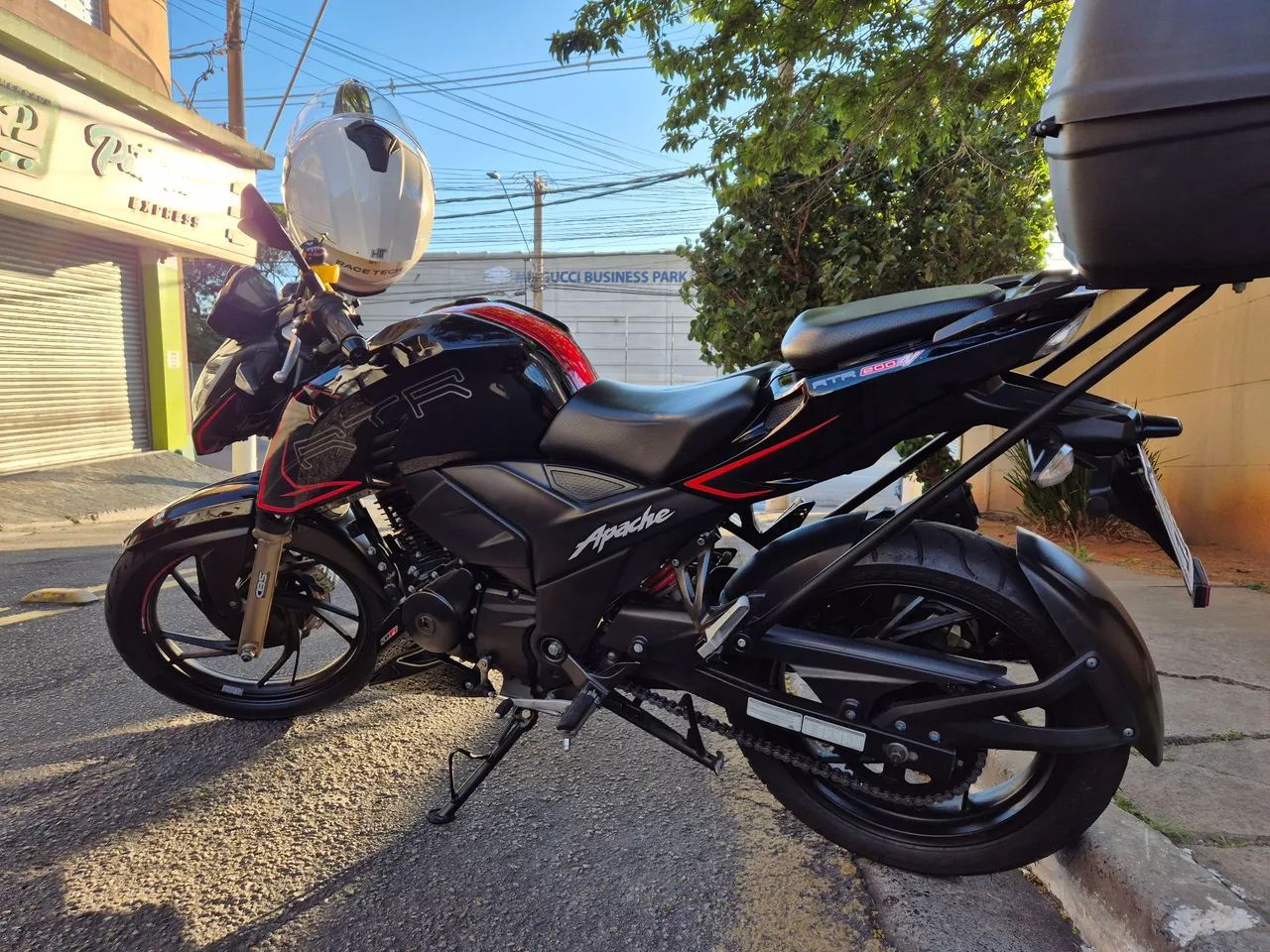 Motocicleta apache 200 - Foto 2