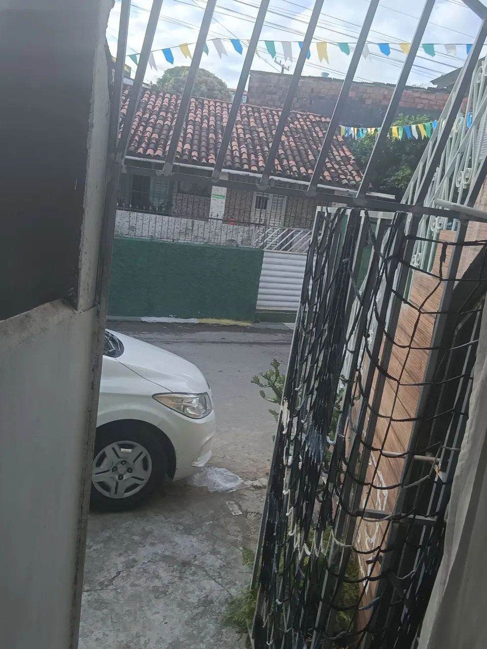 Kitnet, frente de rua principal. - Foto 2
