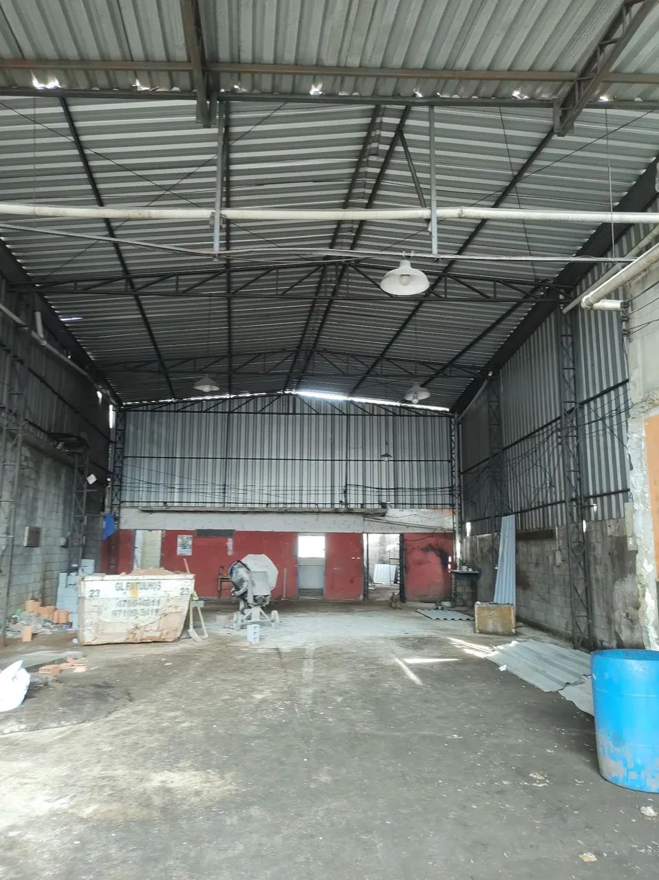 Aluga-se galpão comercial 600m2 fácil acesso à BR 116 - Foto 2
