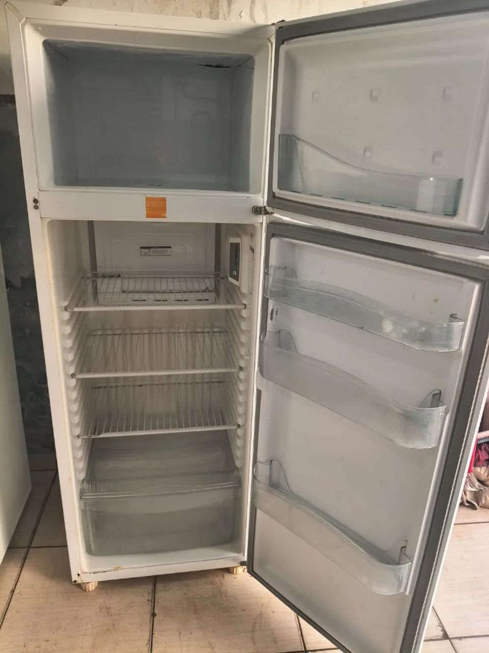 Geladeira Consul Degelo  - Foto 3
