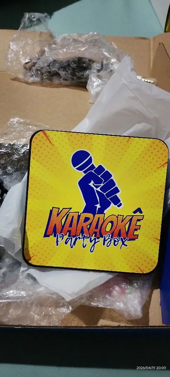 Karaoke kit aparelho, caixa de som e microfones - Foto 2