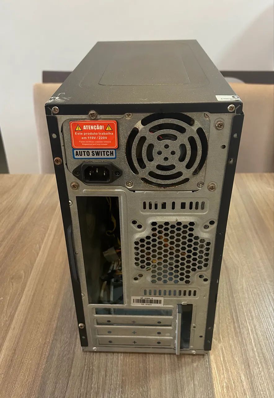Gabinete com fonte e dvd - Foto 3