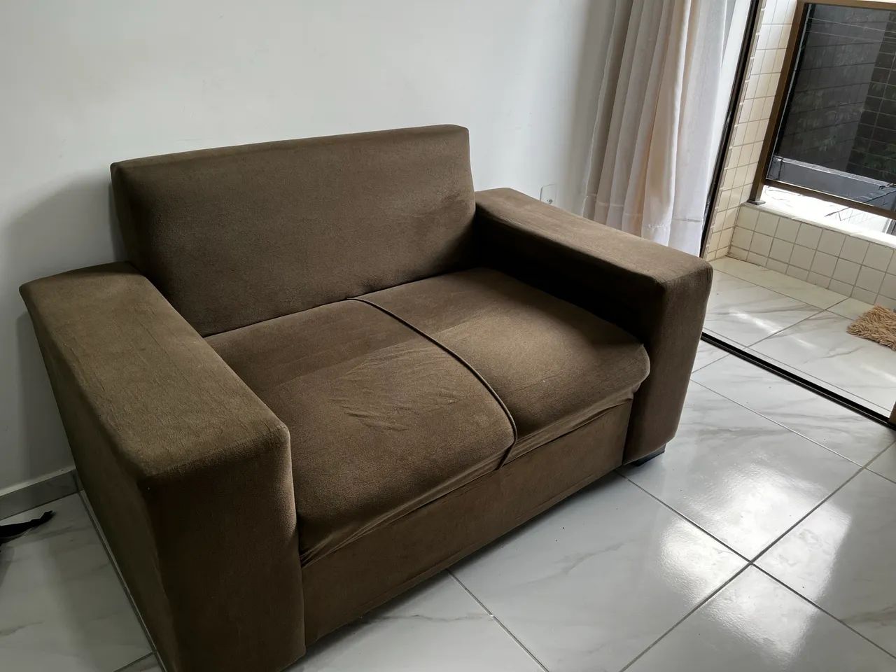Sofá (SEMINOVO-sem avarias)