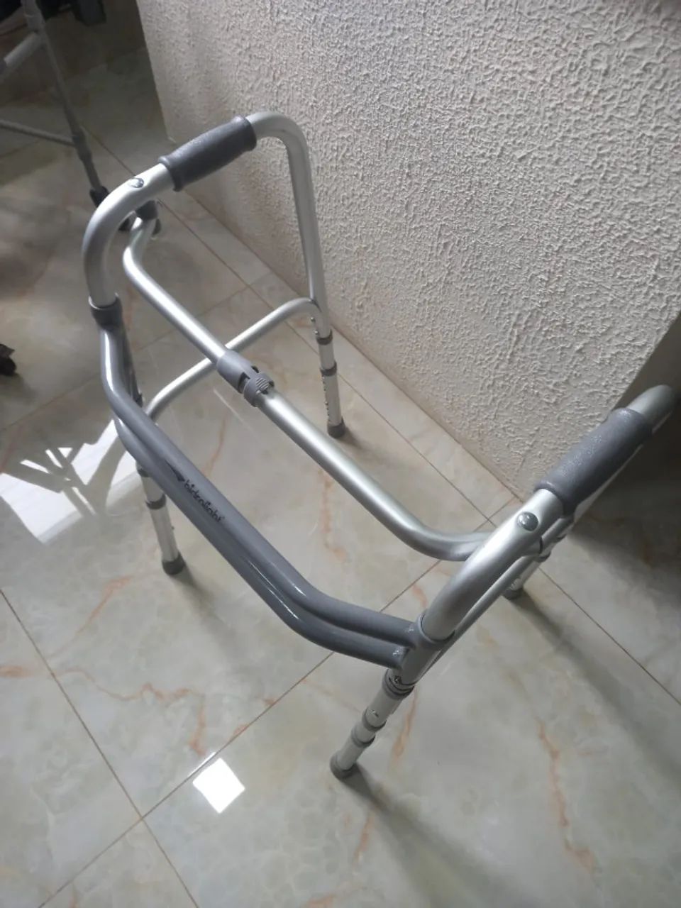 Andador hidrolight - Foto 3