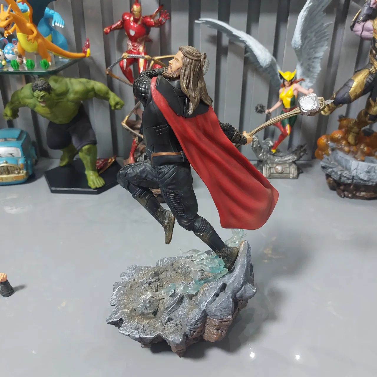Estátua Thor- Vingadores iron Studios 1/10 (sem caixa) - Foto 2