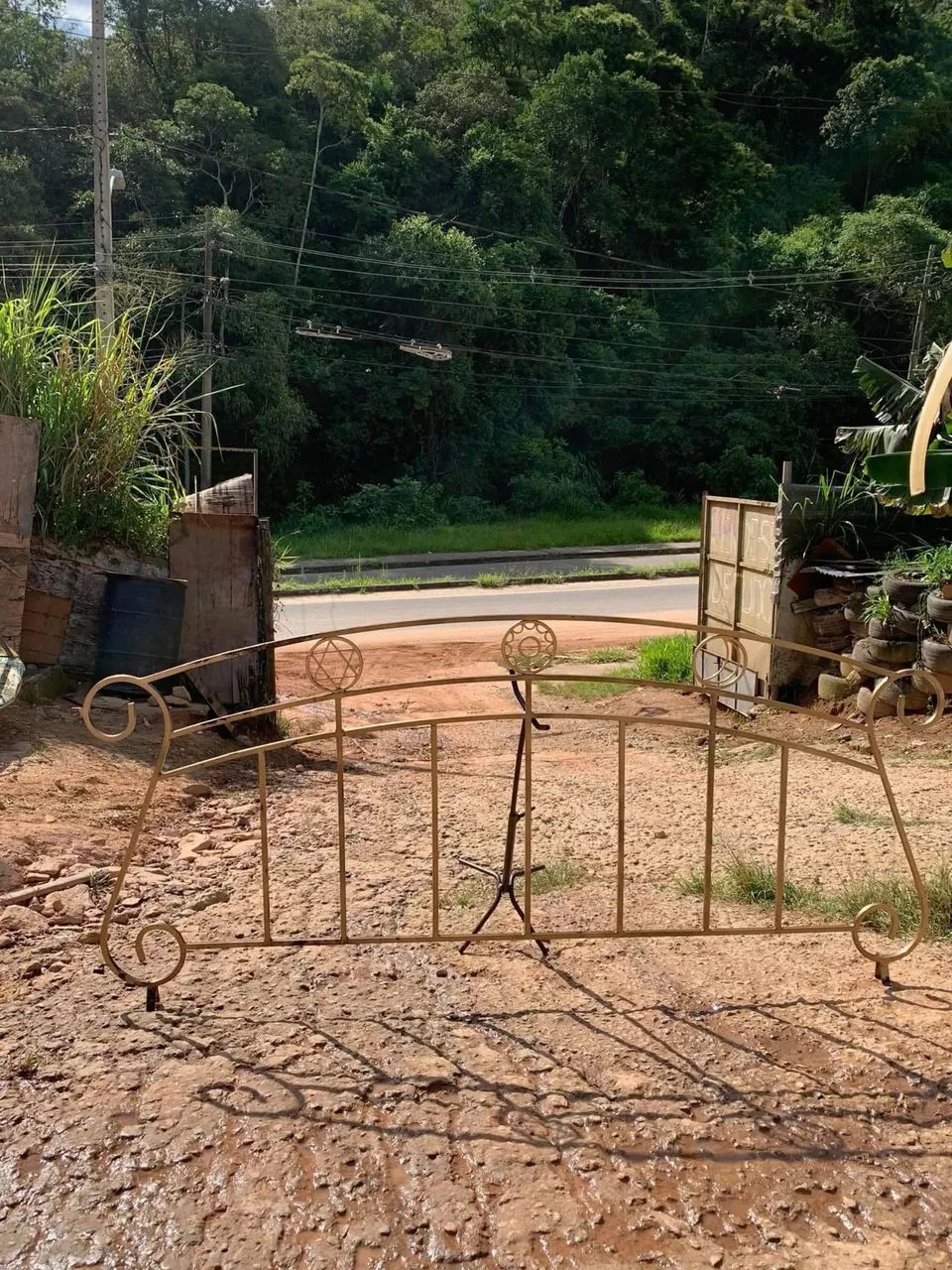 Cabeceira antiga de ferro maciço  - Foto 4