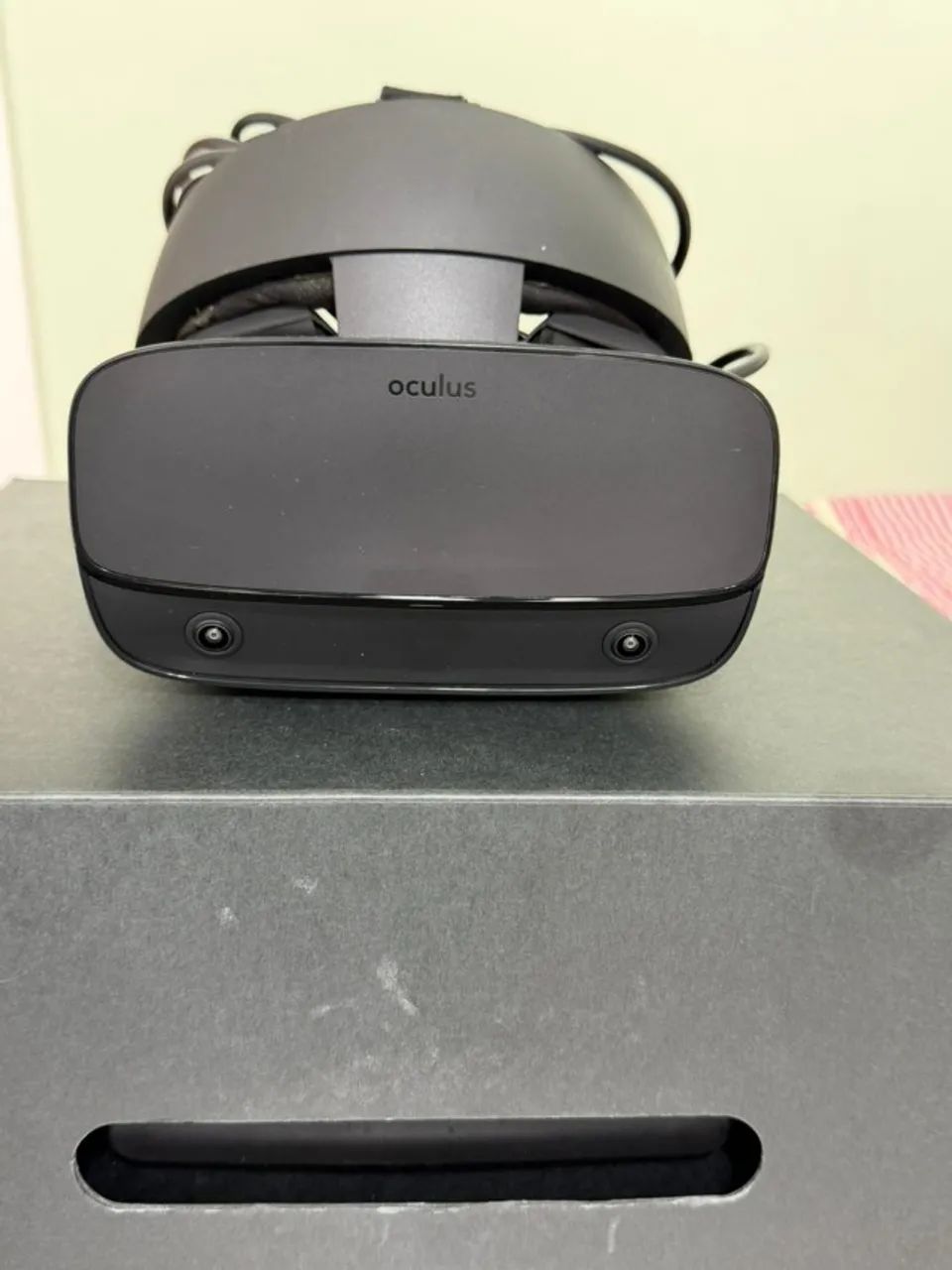 Óculus VR Rift-S com vários acessórios