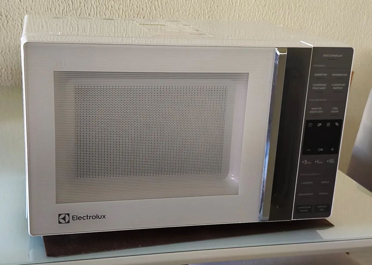 Microondas Eletrolux 23 L